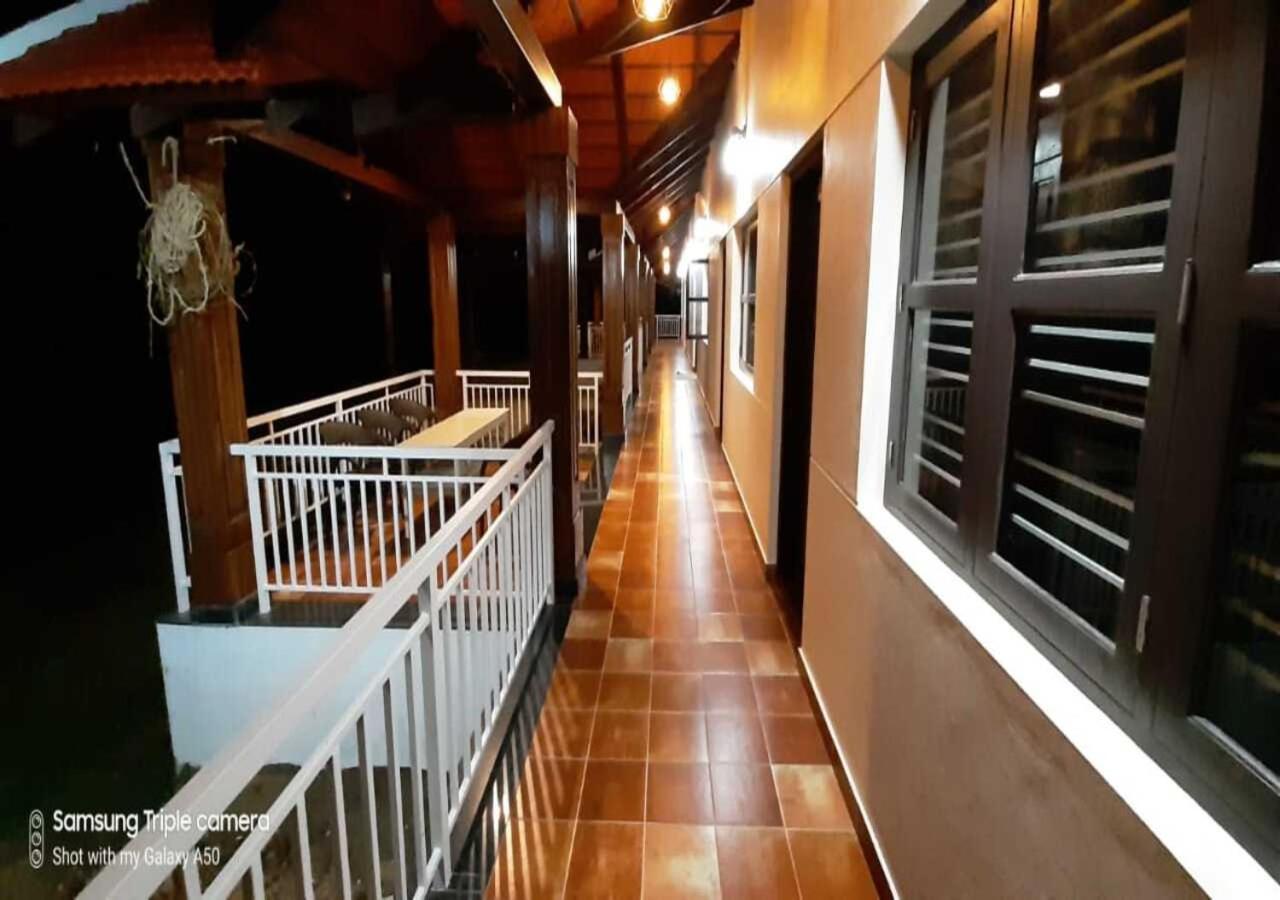 Coffee Safari Hotel Chikmagalur Bagian luar foto